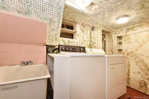 222 Ave V, Brooklyn, NY 11223 - Photo 24