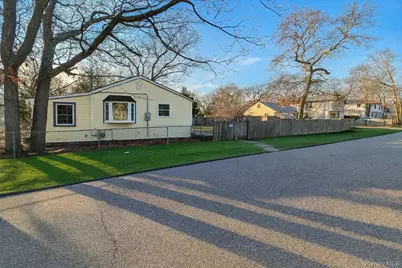 15 Short Street, Flanders, NY 11901 - Photo 22