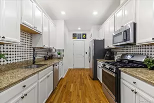 17 Woodrose Ct, Middletown, NY 10940 - Photo 12