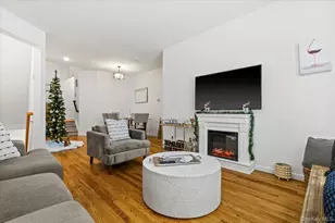 17 Woodrose Ct, Middletown, NY 10940 - Photo 10