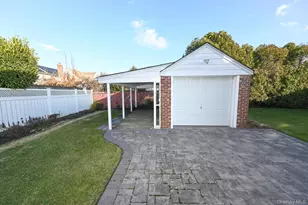 249 Grange St, Franklin Square, NY 11010 - Photo 6