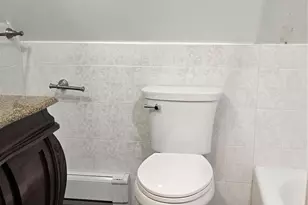 37 E Rogues Path, Huntington Station, NY 11746 - Photo 16