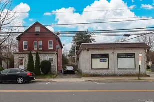 100 Steamboat Rd, Great Neck, NY 11024 - Photo 8