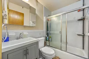 657 E 102nd St, Brooklyn, NY 11236 - Photo 20