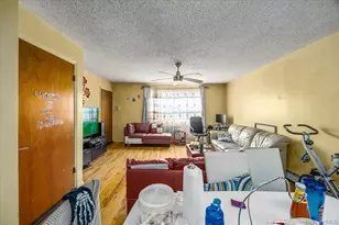 657 E 102nd St, Brooklyn, NY 11236 - Photo 4