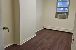 117-10 Jamaica Ave, Richmond Hill, NY 11418 - Photo 2