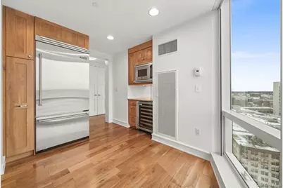 5 Renaissance #21E, White Plains, NY 10601 - Photo 8