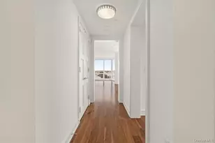 5 Renaissance, White Plains, NY 10601 - Photo 2