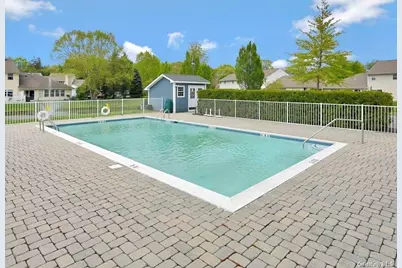 50 Strawberry Commons, Riverhead, NY 11901 - Photo 32