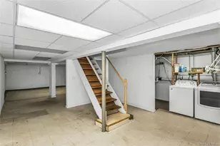 639 N Chicot Ave, West Islip, NY 11795 - Photo 22