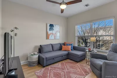 132 Rosebud Court, Patchogue, NY 11772 - Photo 16