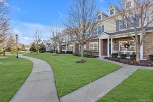 132 Rosebud Ct, Patchogue, NY 11772 - Photo 22