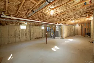 179 Hillsboro Ave, Elmont, NY 11003 - Photo 18