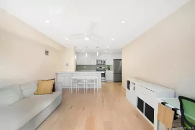 301 Cathedral Parkway #3M, New York, NY 10026 - Photo 1