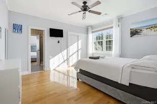 33A Newtown Rd, Hampton Bays, NY 11946 - Photo 36