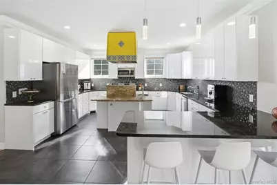 33A Newtown Road, Hampton Bays, NY 11946 - Photo 24