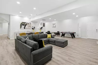 33A Newtown Road, Hampton Bays, NY 11946 - Photo 48