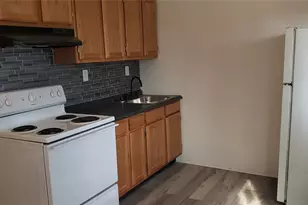 42 Hillside Ave, Monticello, NY 12701 - Photo 2