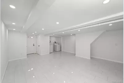 1246 Troy Avenue, Brooklyn, NY 11203 - Photo 18