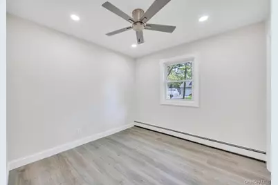 11 Edwards Road, Mastic Beach, NY 11951 - Photo 18