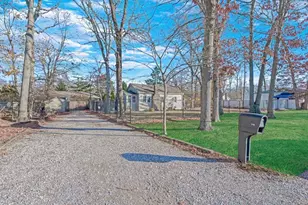 29 Parkside Ave, Miller Place, NY 11764 - Photo 6