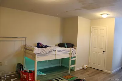 741 Peenpack Trail, Sparrow Bush, NY 12780 - Photo 20