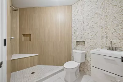 9 Wendover Lane, Suffern, NY 10901 - Photo 32