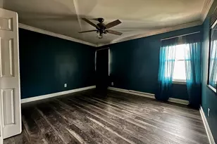 160 Lincoln Blvd, Hauppauge, NY 11788 - Photo 8