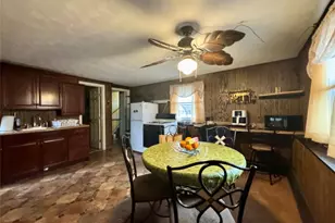 160 Lincoln Blvd, Hauppauge, NY 11788 - Photo 18