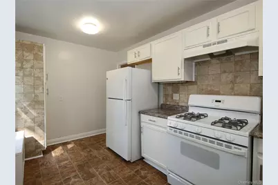 5 Laurel Street #B2, Rye, NY 10580 - Photo 8