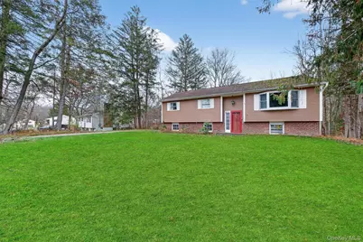 12 Robert Drive, Hyde Park, NY 12538 - Photo 4