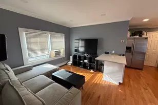 3 Union Pl, Huntington, NY 11743 - Photo 2