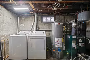 171 N Oak St, Massapequa, NY 11758 - Photo 36