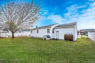 171 N Oak St, Massapequa, NY 11758 - Photo 8