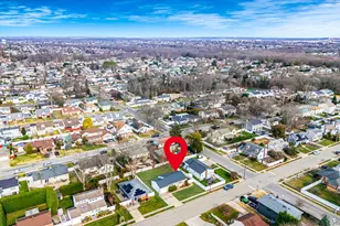 171 N Oak St, Massapequa, NY 11758 - Photo 12