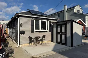 27 W 11th Rd, Broad Channel, NY 11693 - Photo 2