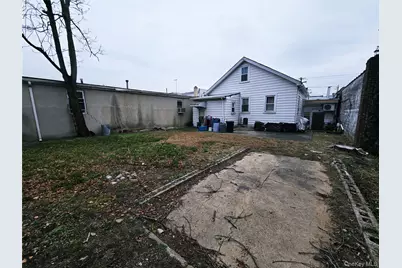 777 W Merrick Road, Valley Stream, NY 11580 - Photo 18