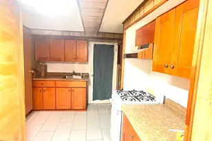 1945 Paulding Ave, Bronx, NY 10462 - Photo 8