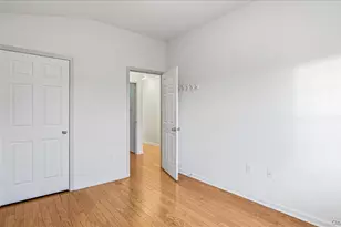 122-04 Powell Cove Blvd, College Point, NY 11356 - Photo 22