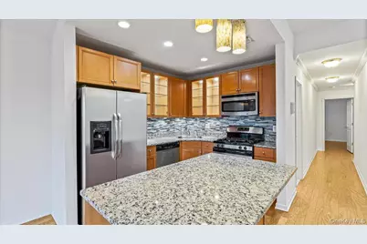 122-04 Powell Cove Boulevard #C, College Point, NY 11356 - Photo 12