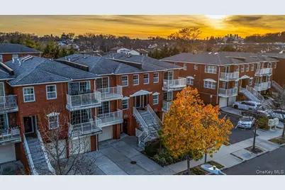 122-04 Powell Cove Boulevard #C, College Point, NY 11356 - Photo 4