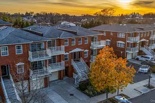 122-04 Powell Cove Blvd, College Point, NY 11356 - Photo 4