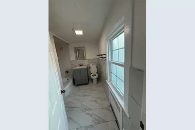 857 Garfield Street #2nd Fl, Franklin Square, NY 11010 - Photo 6