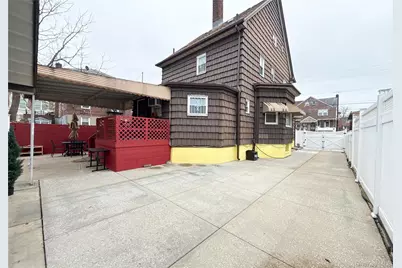 13437 58th Road, Flushing, NY 11355 - Photo 4