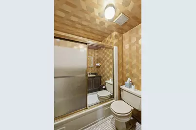 182 Evergreen Avenue, Brentwood, NY 11717 - Photo 32