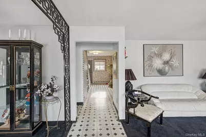 182 Evergreen Avenue, Brentwood, NY 11717 - Photo 44