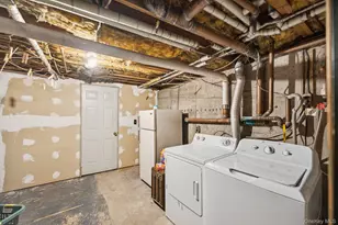 182 Evergreen Ave, Brentwood, NY 11717 - Photo 40