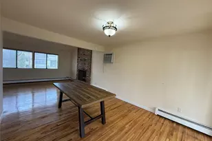 35A Norwood Rd, Port Washington, NY 11050 - Photo 4