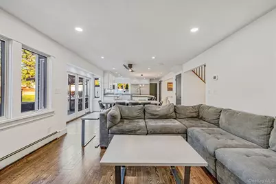 11 Chivalry Lane, Nesconset, NY 11767 - Photo 14