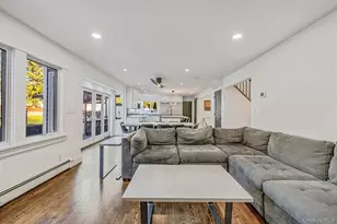 11 Chivalry Ln, Nesconset, NY 11767 - Photo 14